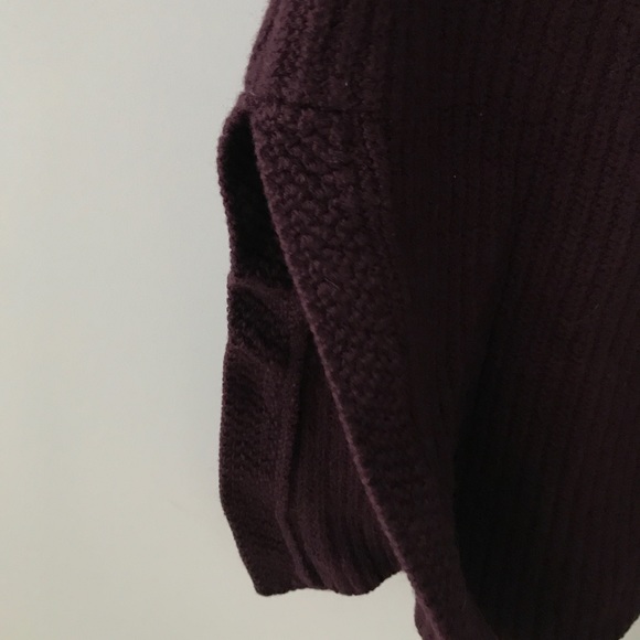 Wilfred Ribbed Turtleneck sleeveless with slits on the sides - Picture 5 of 5